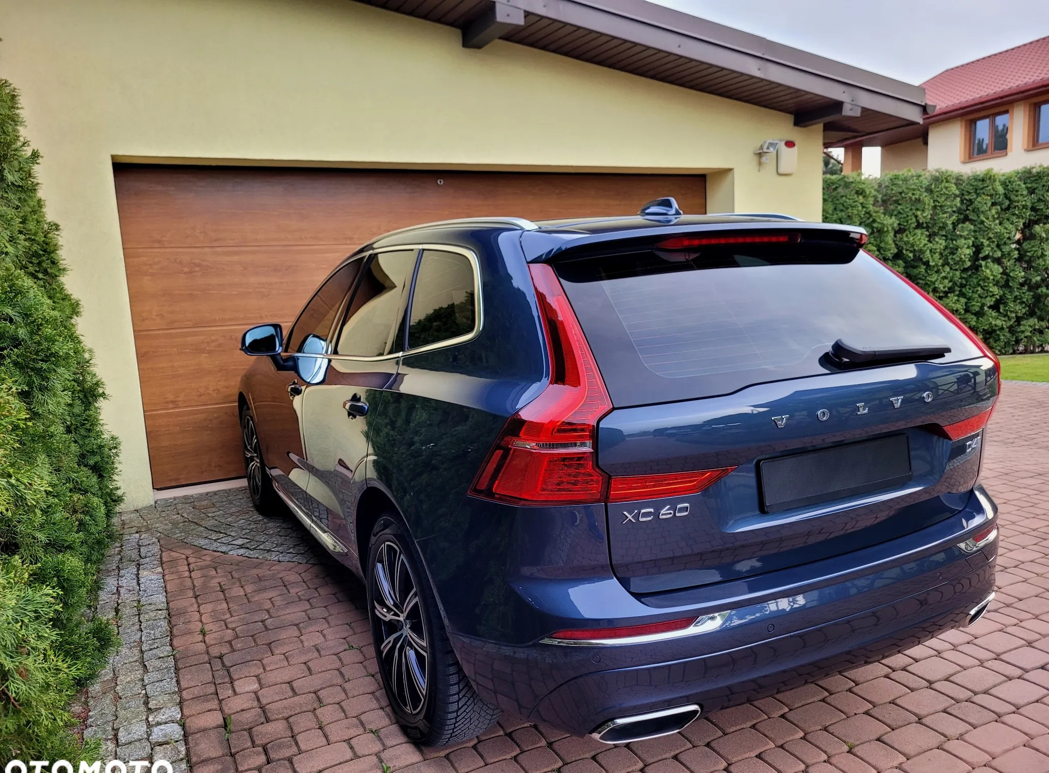 Volvo XC 60 cena 113500 przebieg: 201000, rok produkcji 2019 z Opoczno małe 781